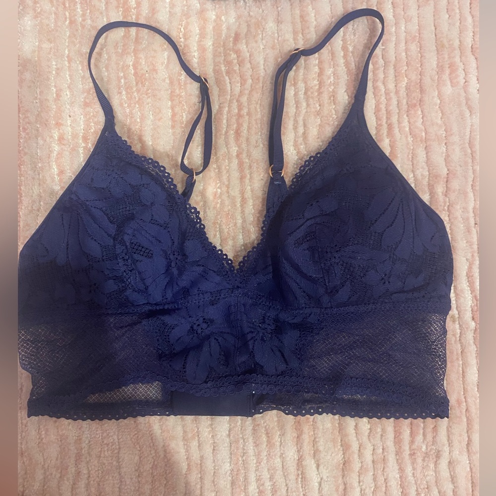 NWOT Aerie Hibiscus Lace Longline Padded Bralette in Navy